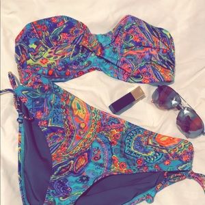 NWOT Victoria’s Secret Bandeau Bikini